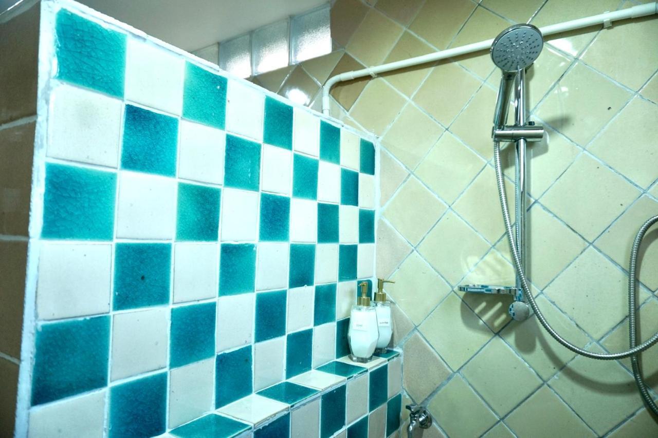 Tha Ma-O Bouteak Homestay - Self Check-In لامبانج المظهر الخارجي الصورة